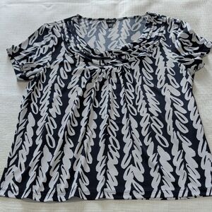 Rafaella Blue and Gray Patterned Short Sleeve Top